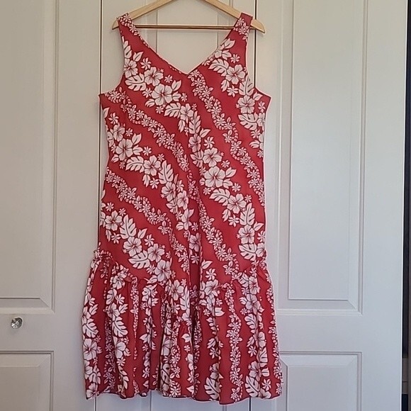 VINTAGE WOMEN'S ROYAL CREATIONS RED & WHITE FLORAL SLEEVELESS HAWAIIAN DRESS L - Picture 1 of 7